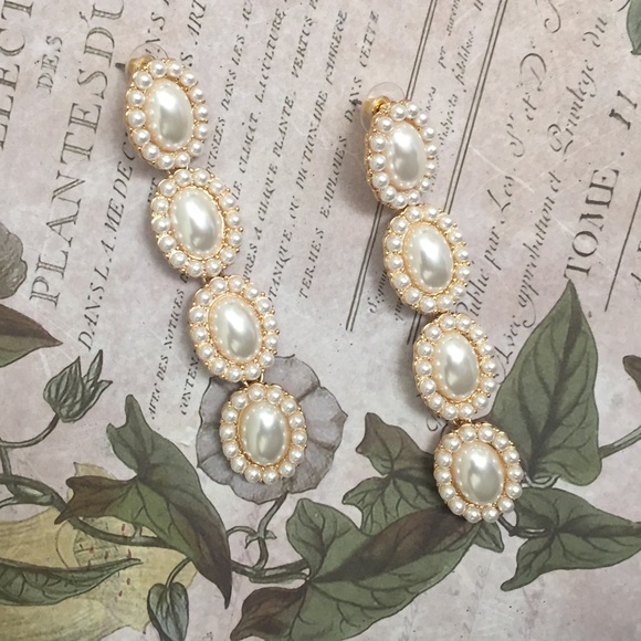 GEMMA Faux Pearl Drop Earrings - Picture 5 of 5